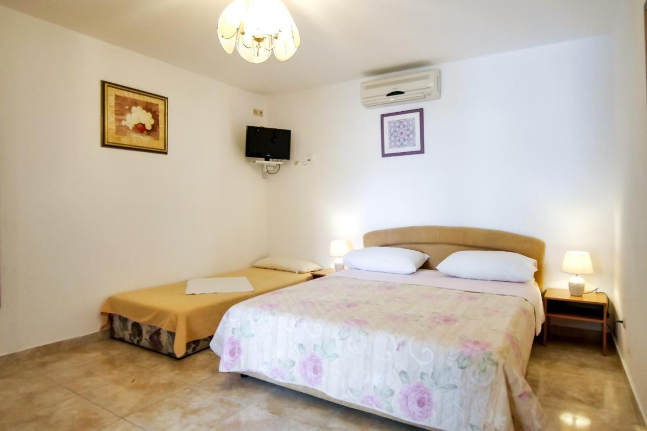 Apartments Babaja Omiš Eksteriør bilde