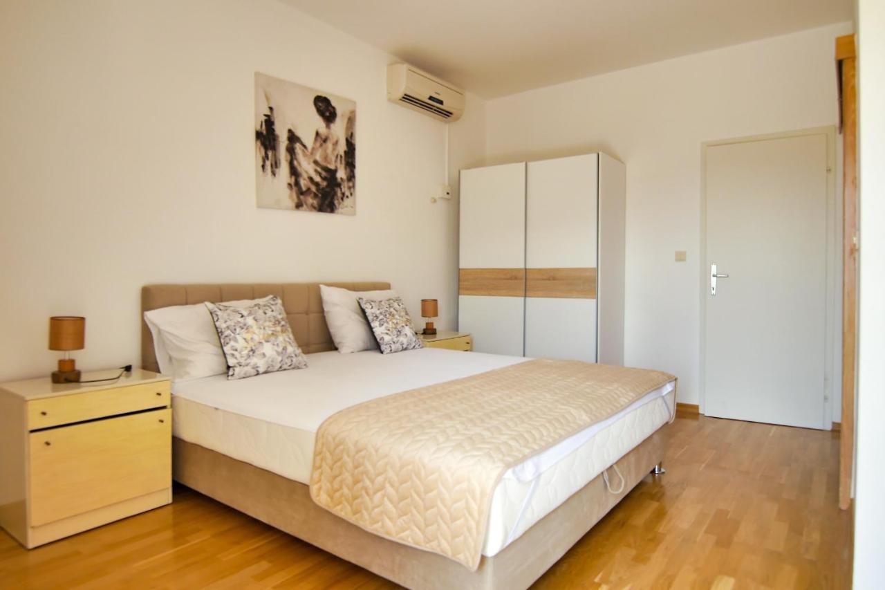 Apartments Babaja Omiš Eksteriør bilde