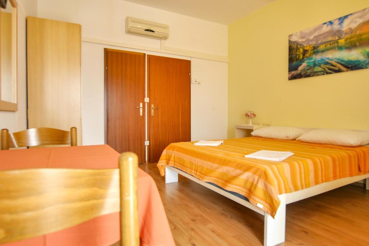 Apartments Babaja Omiš Eksteriør bilde
